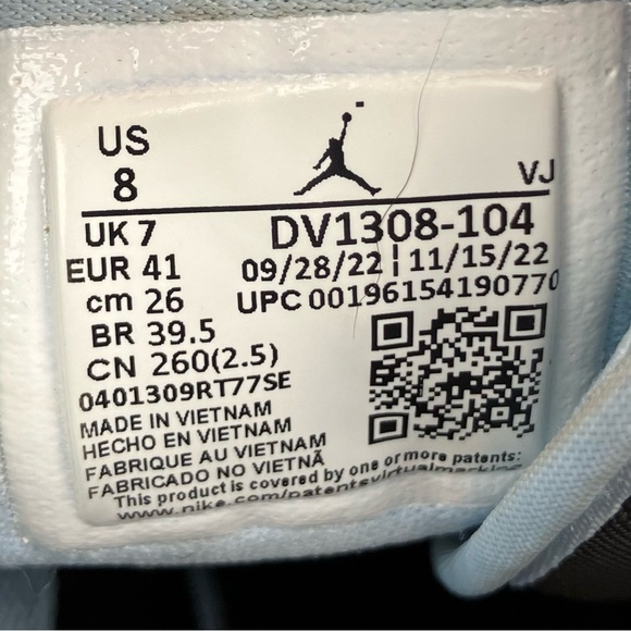 Nike Air Jordan Retro 1 Mid SE Ice Blue Black Men’s Size 8.0 Basketball Shoes - Picture 11 of 11